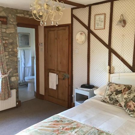Barn Park Farm, Bed And Breakfast Stockland 외부 사진